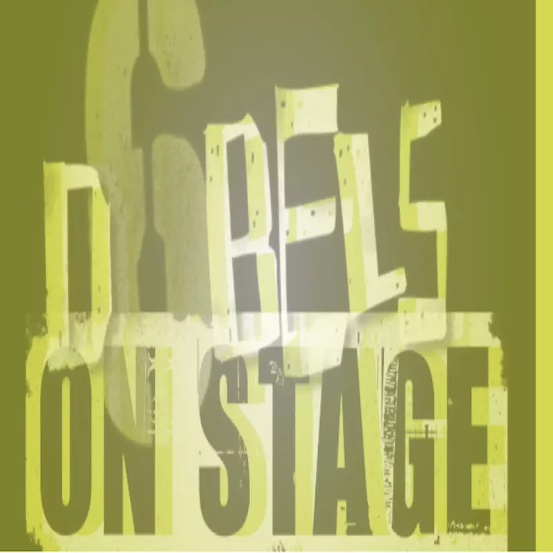 D6bel on stage